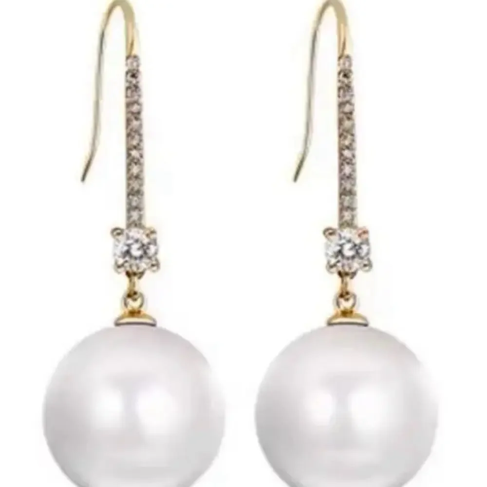 Gold Rhinestone and Pearl Drop Earrings